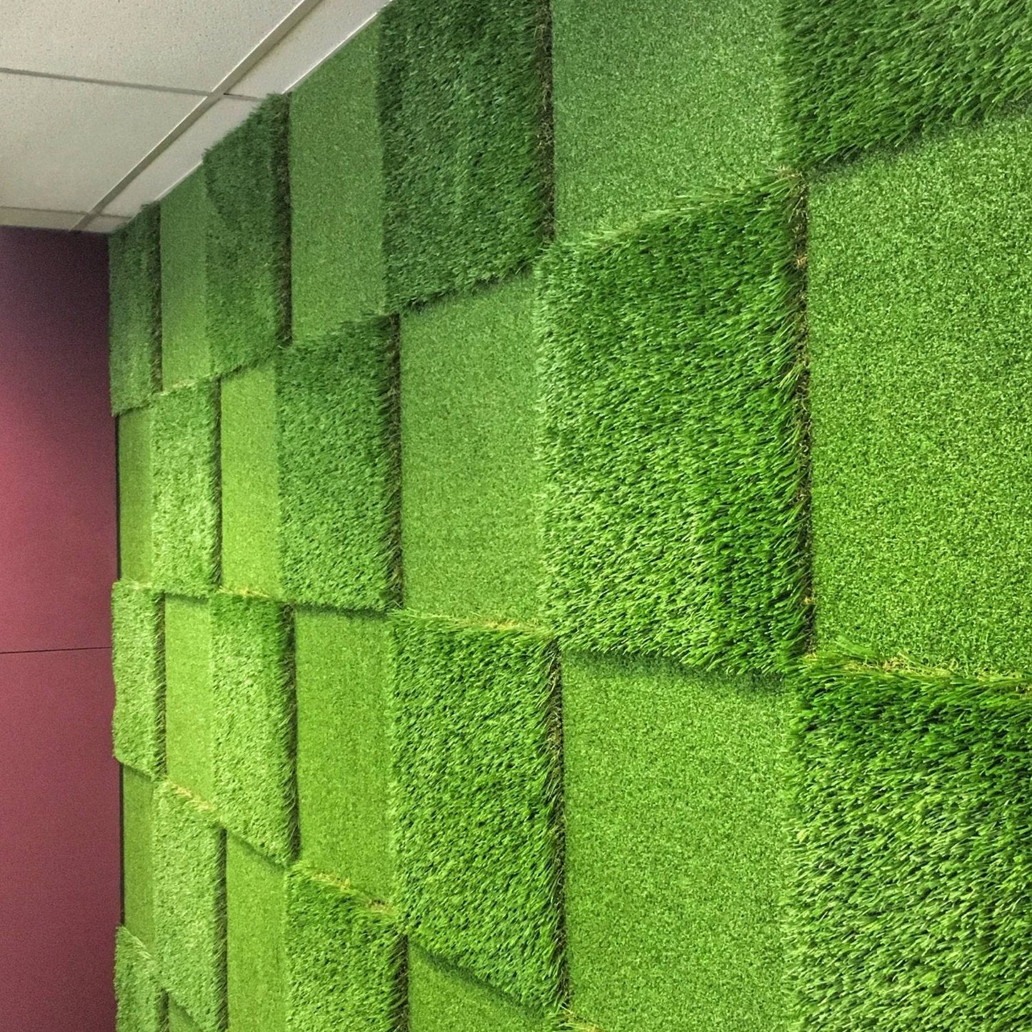 High Quality Artificial Wall Grass Work